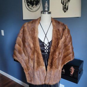 Vintage Fur 60s 70s Mink Capelet (Costume | Holiday | Wedding | Bridesmaid)